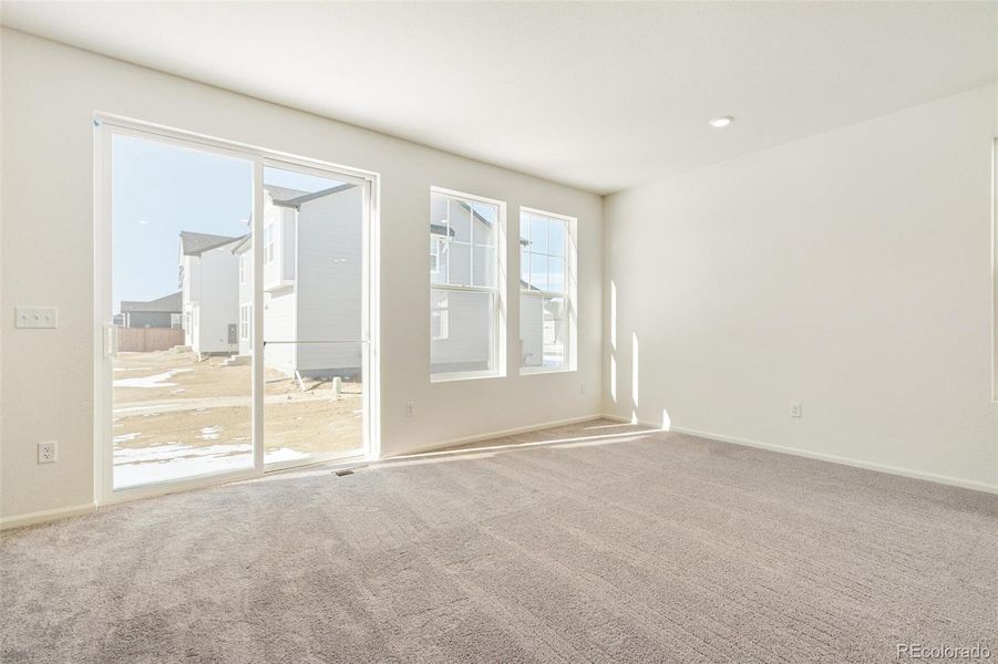 Spacious, unfurnished interior of a new home in Farmlore, Brighton (Image 34).