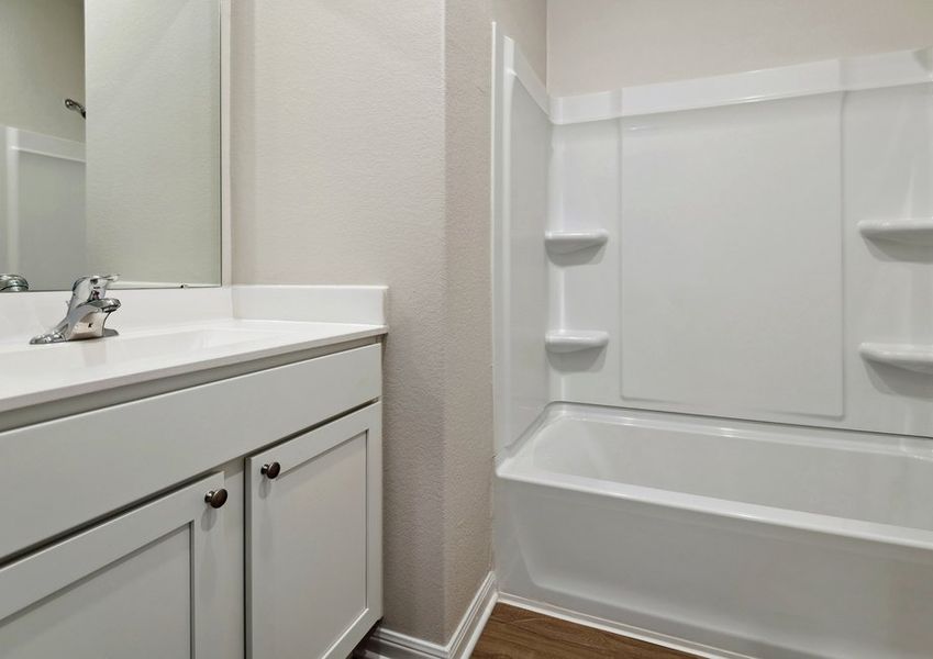 Secondary bathroom with a shower/tub combination Secondary bathroom with a shower/tub combination