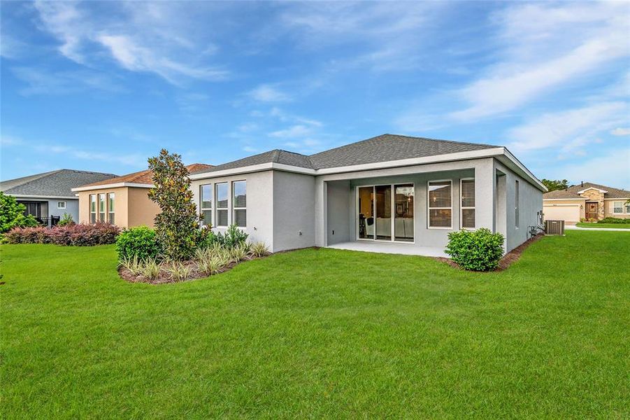 Exterior details and patio area of a home in , Ocala (Image 1). Exterior details and patio area of a home in , Ocala (Image 1).