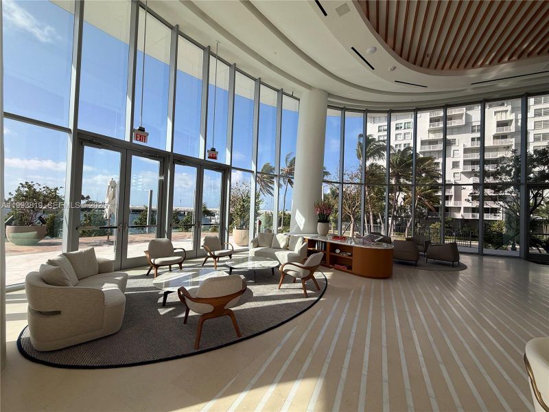 Community amenities in , Miami (Image 33).