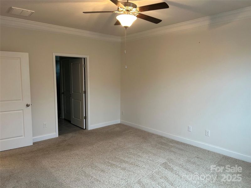 Spacious, unfurnished interior of a new home in , Mooresville (Image 27).
