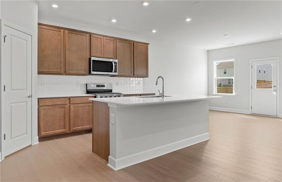Furnished interior view inside a new home in Anderson Point, McDonough (Image 8).
