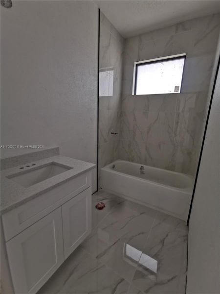 Furnished interior view inside a new home in , Lehigh Acres (Image 7).