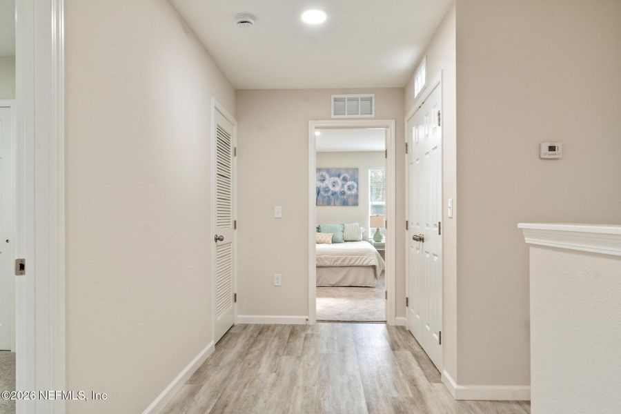 Spacious, unfurnished interior of a new home in , Jacksonville (Image 27).