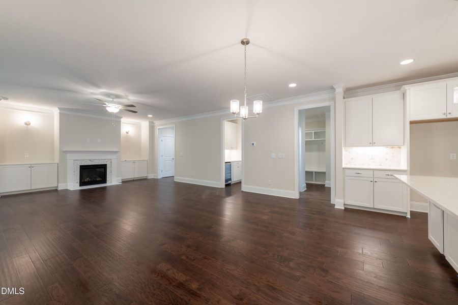 021_Living Room 021_Living Room