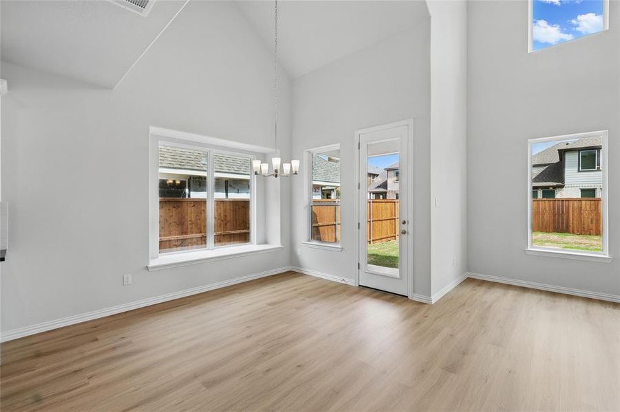 Spacious, unfurnished interior of a new home in Wildflower Ranch, Fort Worth (Image 14).