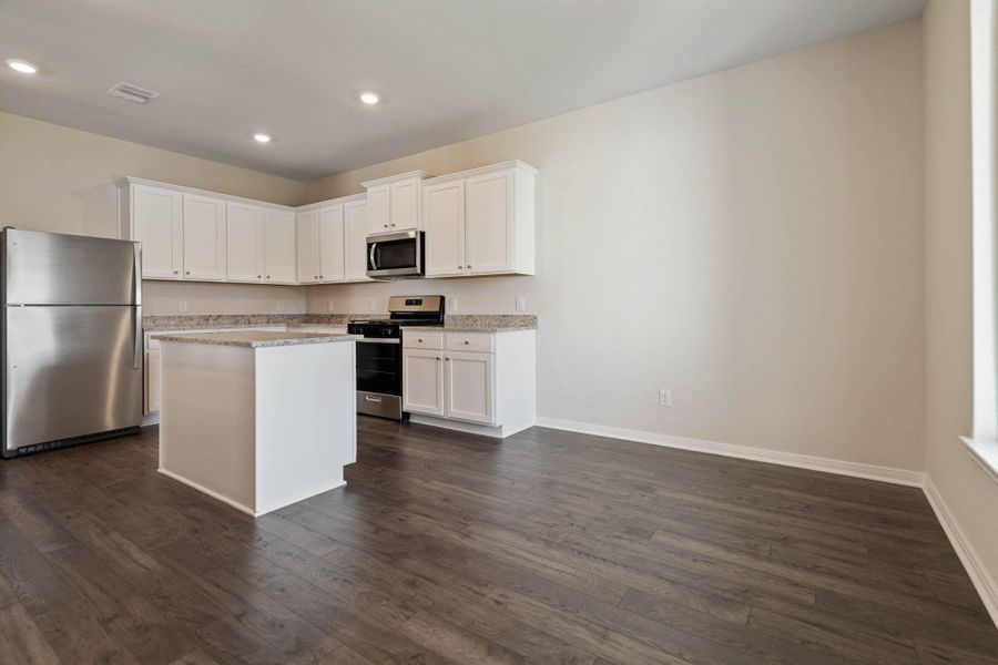 Image 27 of a home in Sweetwater Ridge.