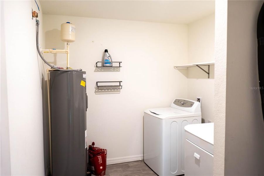 Close-up of interior finishes inside a home in , Port Charlotte (Image 9).