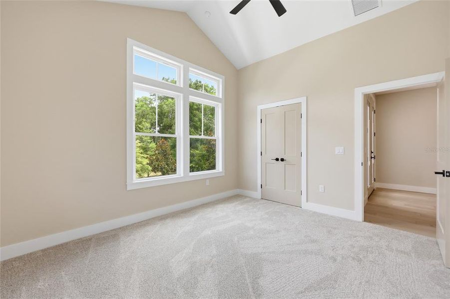 Spacious, unfurnished interior of a new home in , Newberry (Image 24).