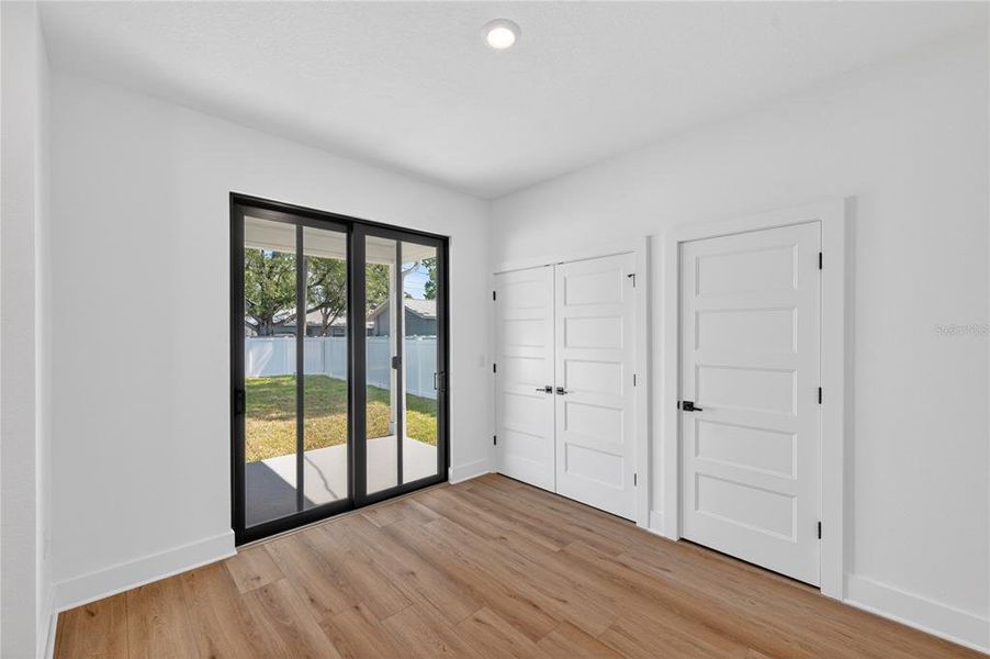 Spacious, unfurnished interior of a new home in , St. Petersburg (Image 56). Spacious, unfurnished interior of a new home in , St. Petersburg (Image 56).