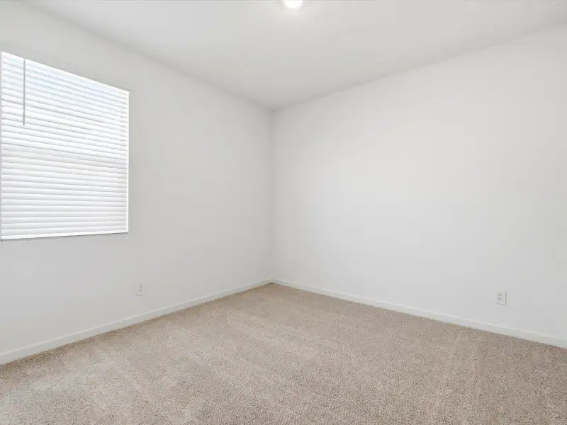 Spacious, unfurnished interior of a new home in Paloma Creek - Estate Series, Surprise (Image 20).