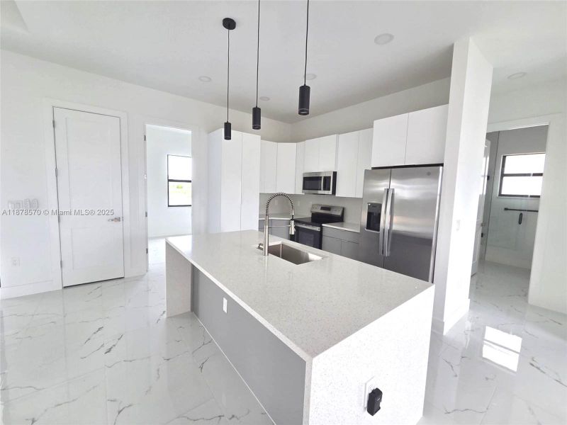 Furnished interior view inside a new home in , Cape Coral (Image 4).