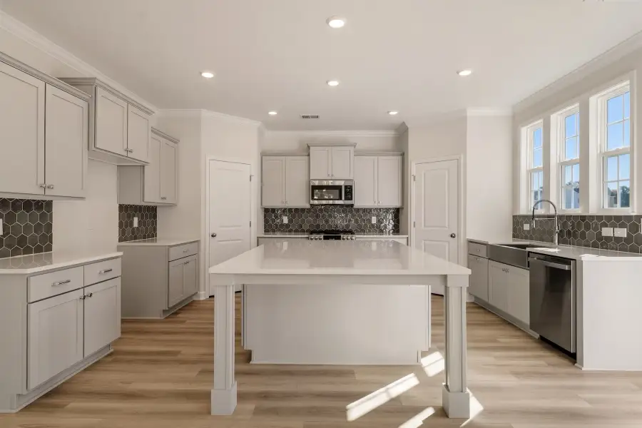 Furnished interior view inside a new home in Parris Meadows, Chesnee (Image 6).