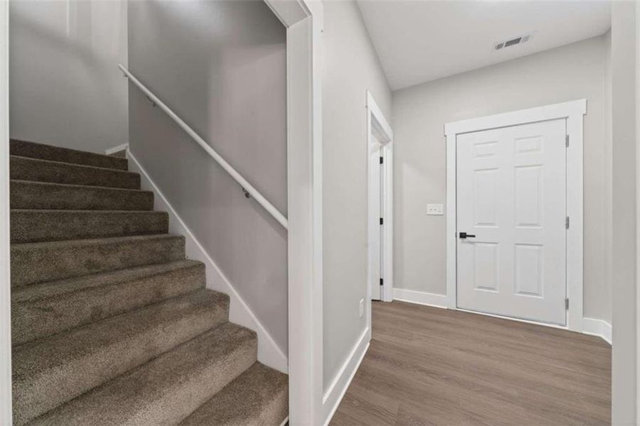 Spacious, unfurnished interior of a new home in , Silver Creek (Image 49). Spacious, unfurnished interior of a new home in , Silver Creek (Image 49).