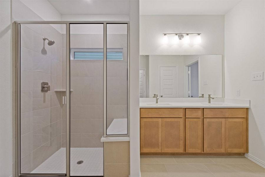 Furnished interior view inside a new home in The Woodlands Hills, Willis (Image 9). Furnished interior view inside a new home in The Woodlands Hills, Willis (Image 9).