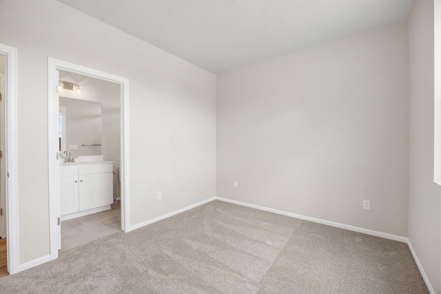 Spacious, unfurnished interior of a new home in Talon Pointe, Thornton (Image 16). Spacious, unfurnished interior of a new home in Talon Pointe, Thornton (Image 16).
