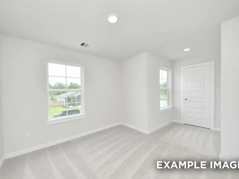 Spacious, unfurnished interior of a new home in Liberty Estates, Cleveland (Image 27).
