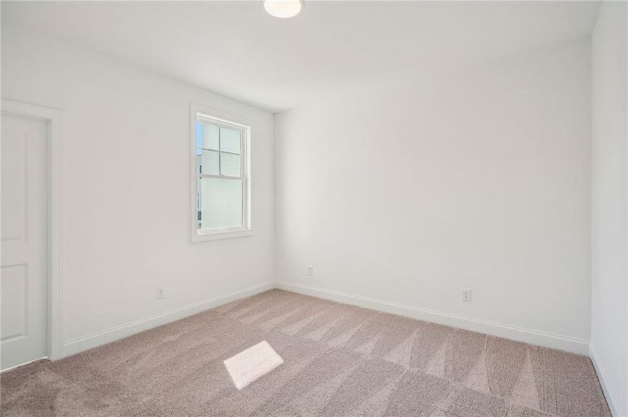 Spacious, unfurnished interior of a new home in Millcroft Townhomes, Buford (Image 16).