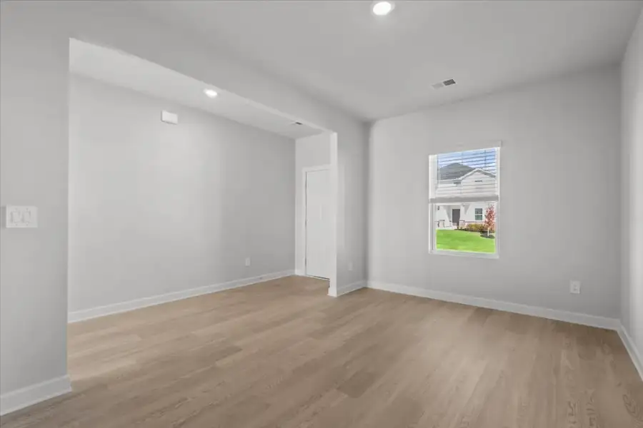 Spacious, unfurnished interior of a new home in Cedar Shoals - Signature Collection, Piedmont (Image 14).