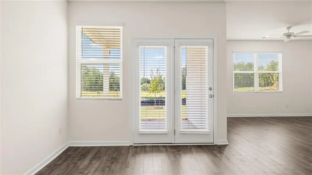 Spacious, unfurnished interior of a new home in Oakchase at Hampton, Hampton (Image 17).