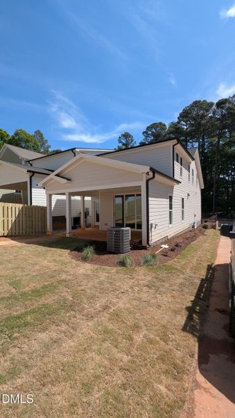 Lot 5 rear yard1
