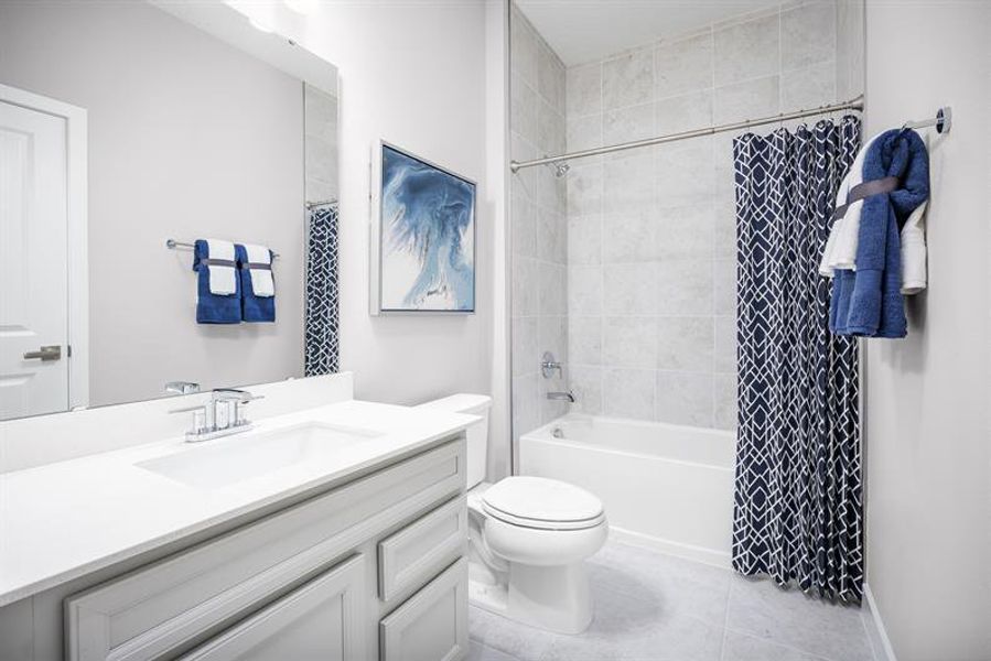 Representative furnished interior of a home built from the Kingsley by Ryan Homes in Parkview Preserve, Apopka (Image 12).
