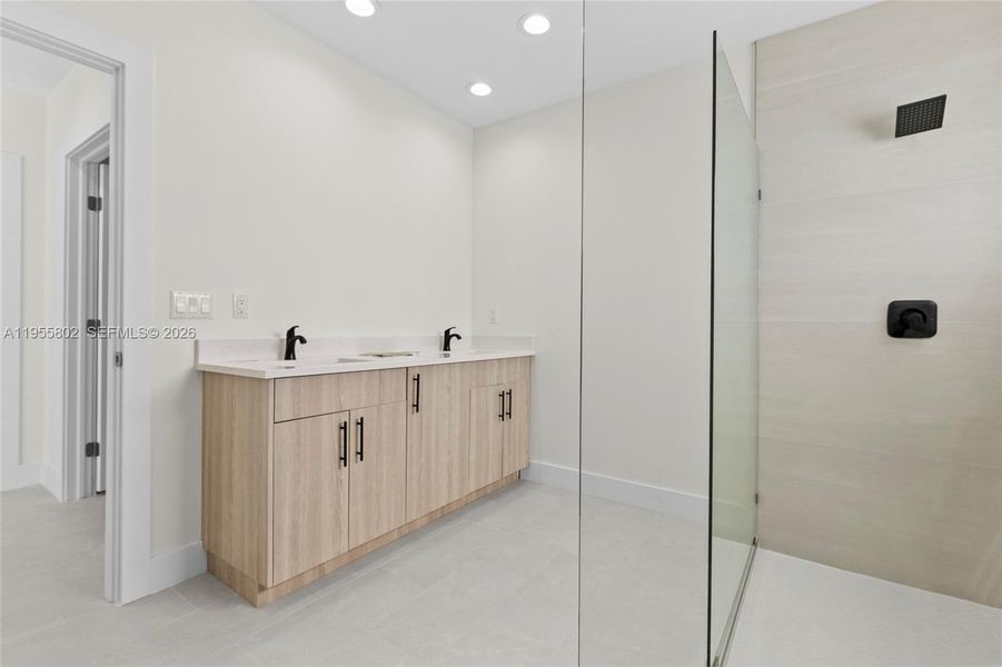 Furnished interior view inside a new home in , Port St. Lucie (Image 8).