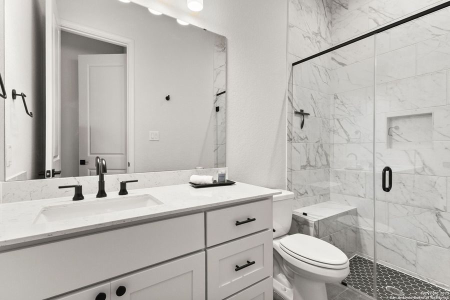 Furnished interior view inside a new home in Meadows Of Mill Creek 60', Seguin (Image 5).