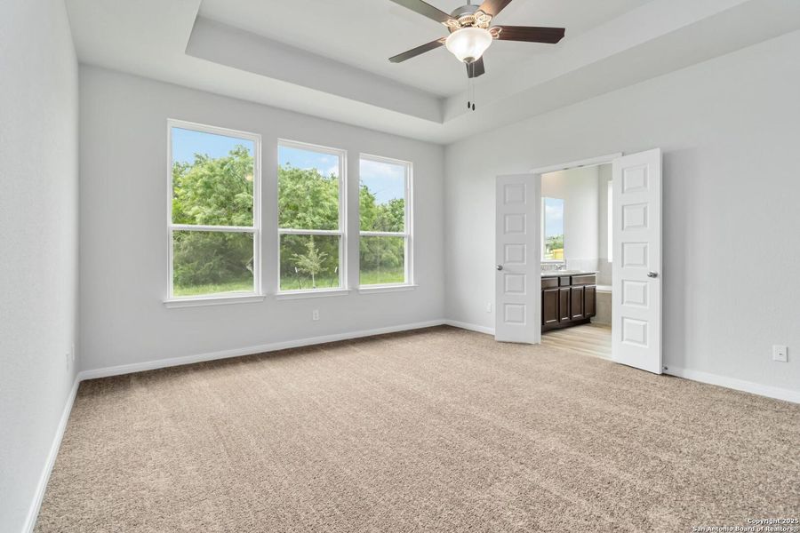 Spacious, unfurnished interior of a new home in Lonesome Dove, San Antonio (Image 18). Spacious, unfurnished interior of a new home in Lonesome Dove, San Antonio (Image 18).