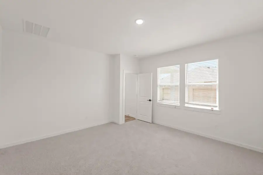 Private primary suite