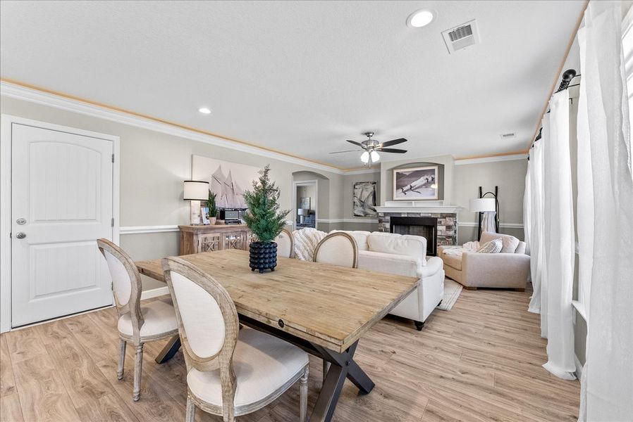 Representative furnished interior of a home built from the Sumter by Enchanted Homes in Lonesome Dove, San Antonio (Image 17).