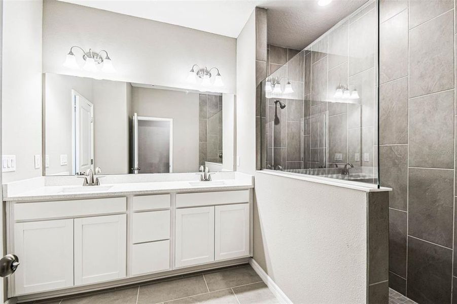 Furnished interior view inside a new home in Pinecone Reserve, Brooksville (Image 4). Furnished interior view inside a new home in Pinecone Reserve, Brooksville (Image 4).