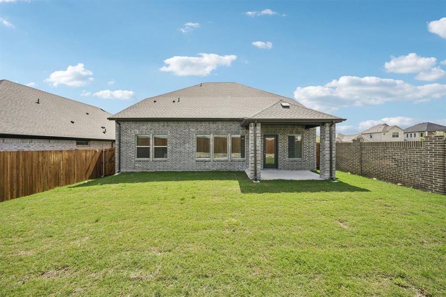 Exterior details and patio area of a home in Eastridge - Signature Series, McKinney (Image 3).