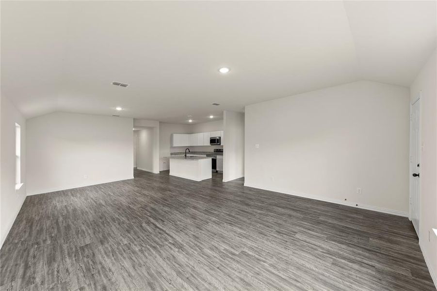 16. 116 Kainos - Family (2) 16. 116 Kainos - Family (2)