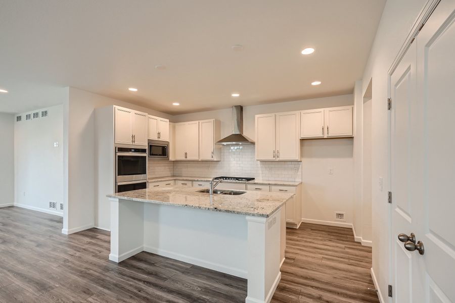 4br New Home in Strasburg, CO.  - Slide 9