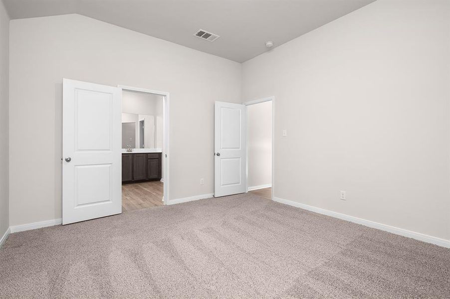 Spacious, unfurnished interior of a new home in Creekside Estates, Terrell (Image 4). Spacious, unfurnished interior of a new home in Creekside Estates, Terrell (Image 4).