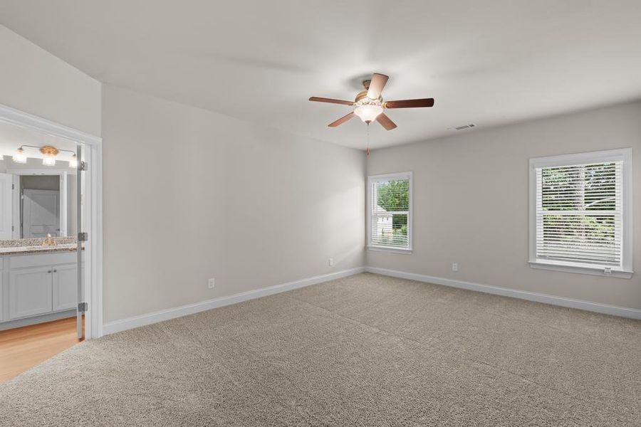 Image 28 of a home in . Image 28 of a home in .