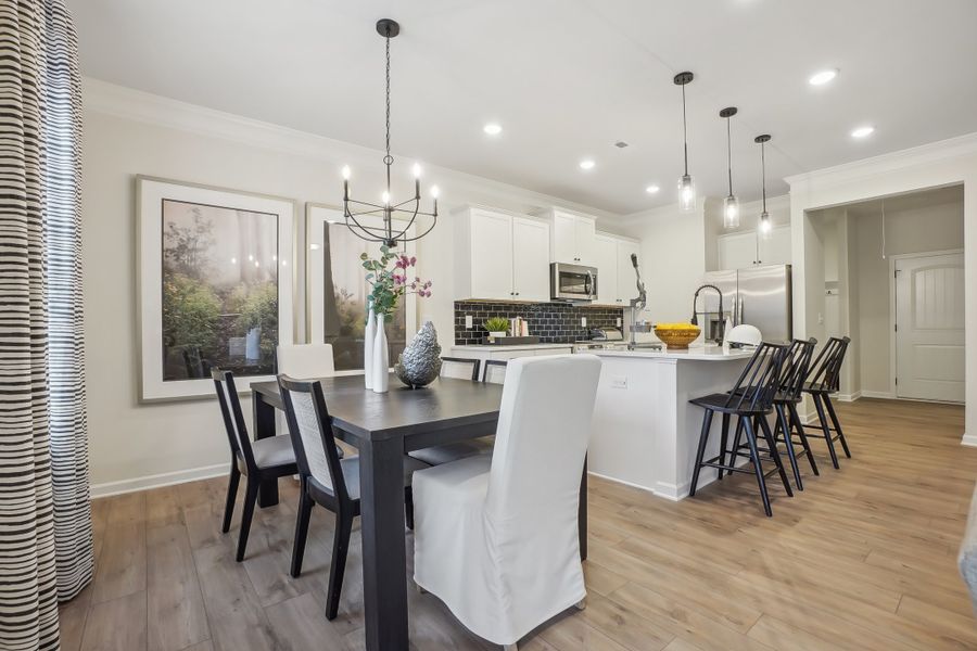 The Landen - Dining Area and Kitchen