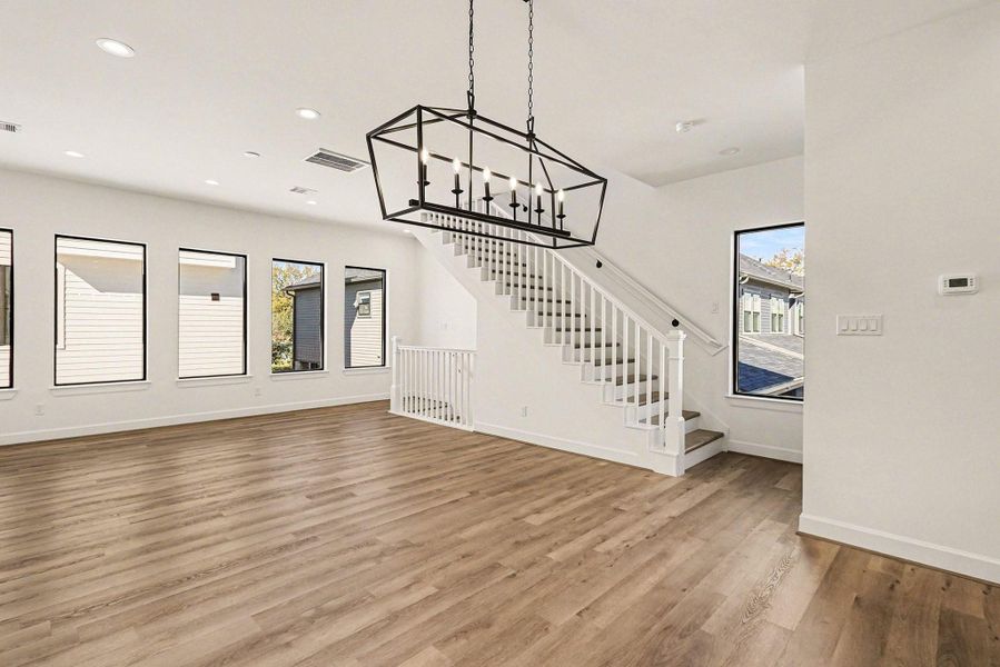 Spacious, unfurnished interior of a new home in , Houston (Image 27).