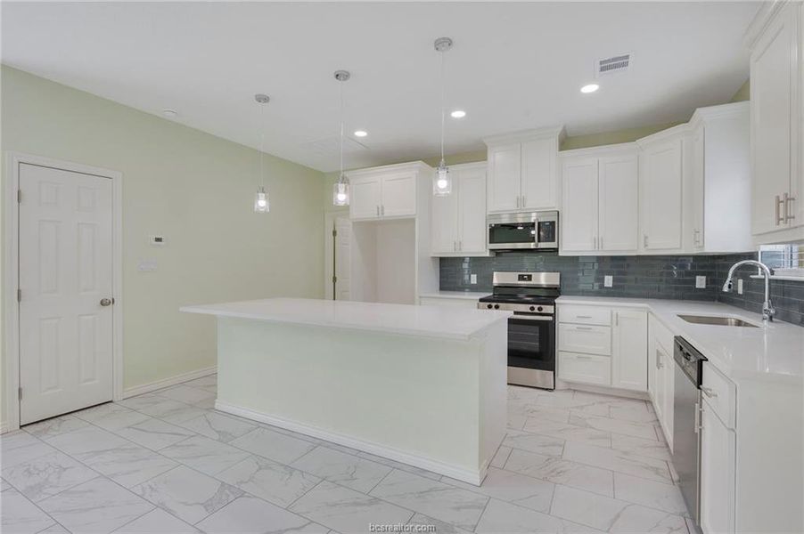 Furnished interior view inside a new home in , Bryan (Image 6).