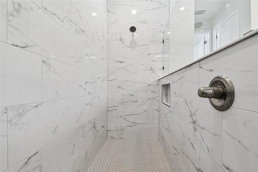 Close-up of interior finishes inside a home in Vistera of Venice – Cottage Series, Nokomis (Image 15).