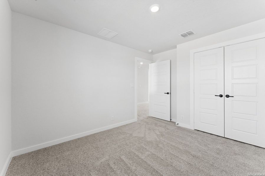 Spacious, unfurnished interior of a new home in , New Braunfels (Image 4).