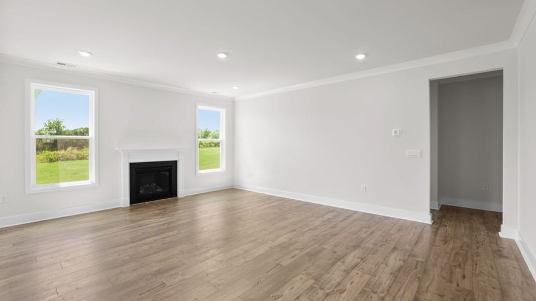 Spacious, unfurnished interior of a new home in Harrison Valley, Simpsonville (Image 23).