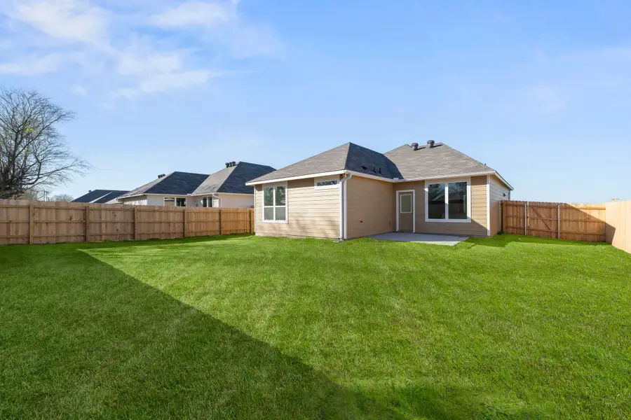 Exterior details and patio area of a home in Adaline Crossing, McGregor (Image 3).