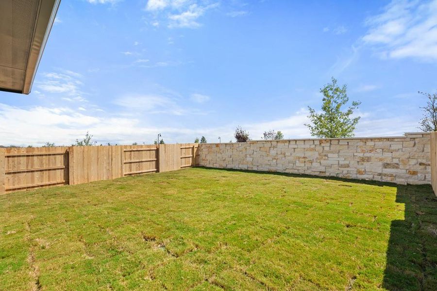 Exterior details and patio area of a home in Flora, Hutto (Image 22).
