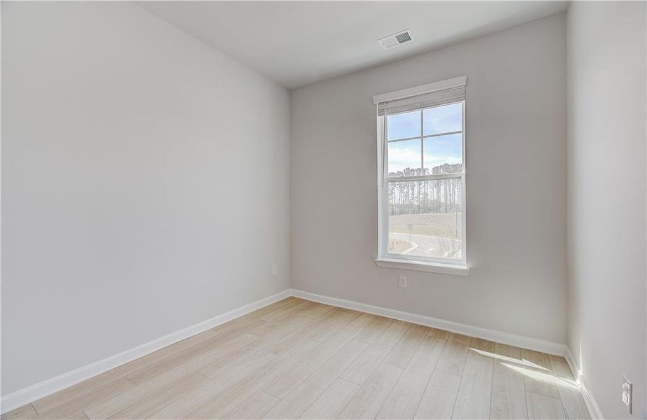 Spacious, unfurnished interior of a new home in Daybreak, Newnan (Image 13).