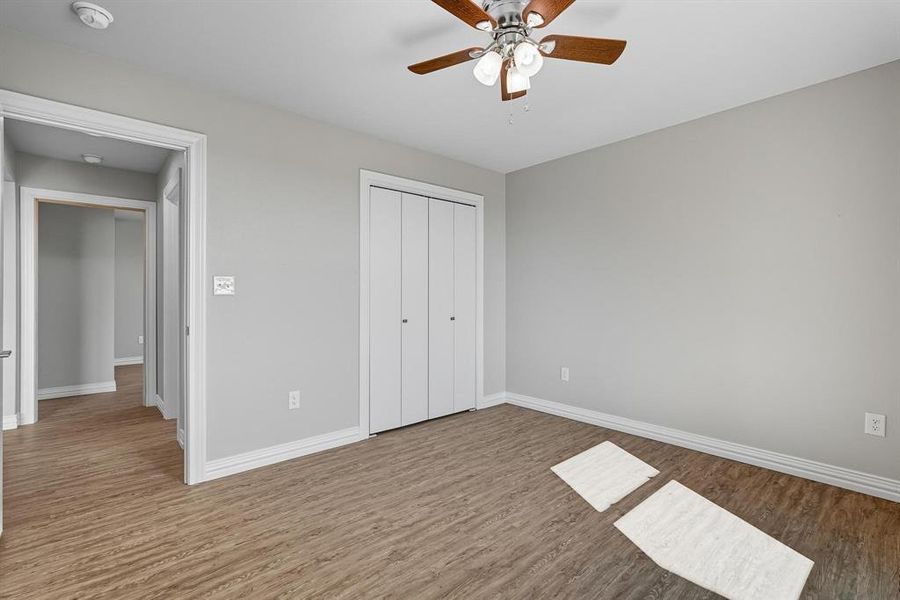 Spacious, unfurnished interior of a new home in , Hawley (Image 22).