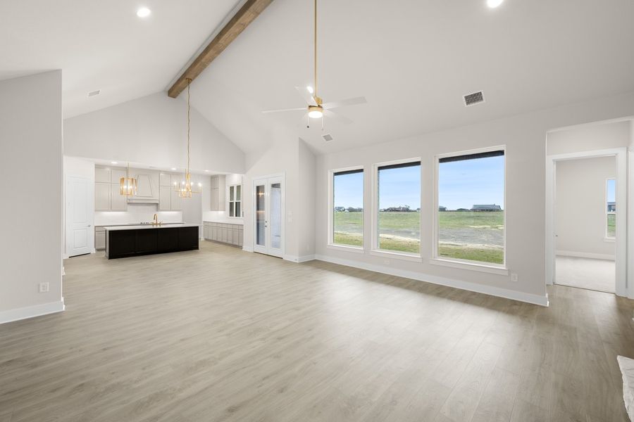Spacious, unfurnished interior of a new home in Byrum Ranch, Venus (Image 25).