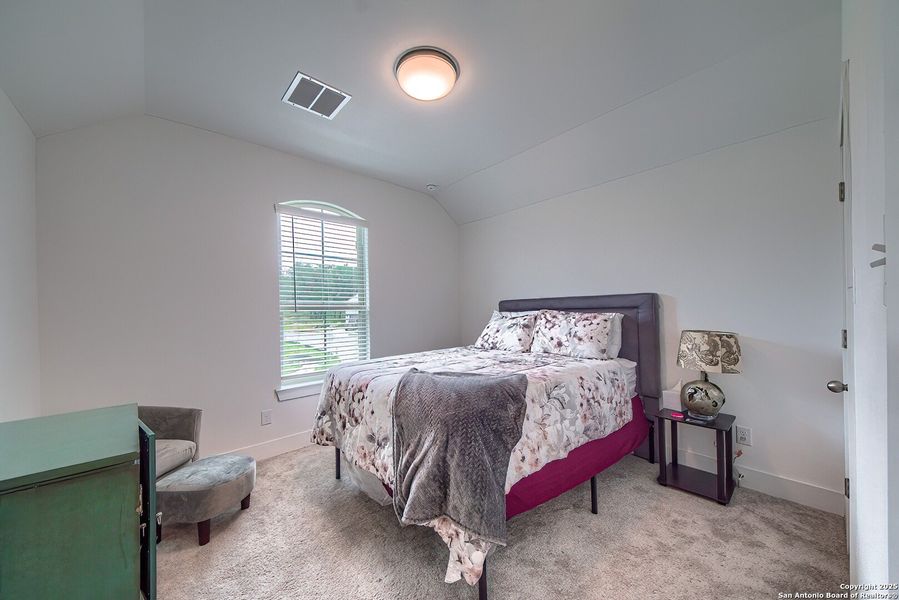 Furnished interior view inside a new home in Regent Park, Boerne (Image 13).