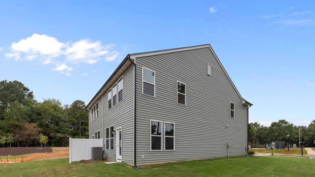 Image 15 of a home in Leigh Park.